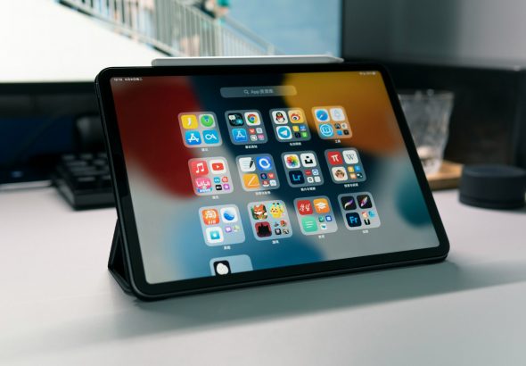 serwin365-0cG_yQAdYI (2)